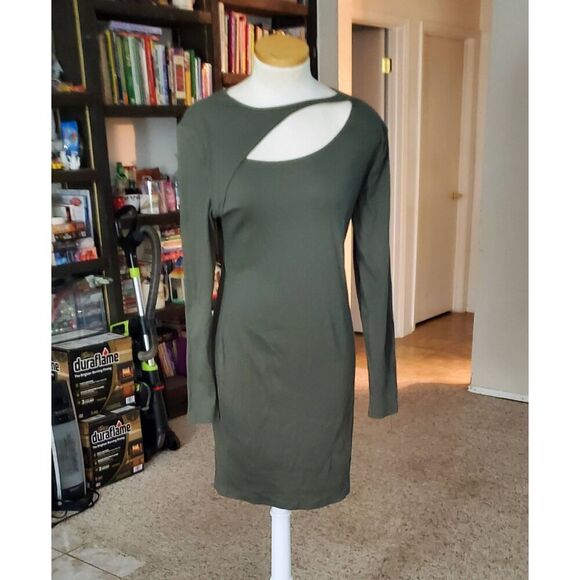 NWIT WILD FABLE WOMENS DRESS - Picture 1 of 7